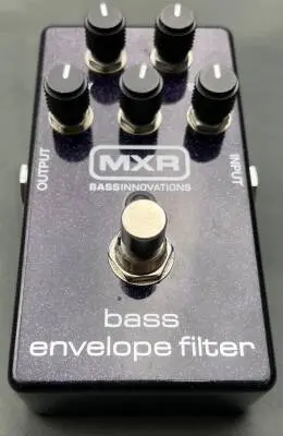 MXR - M82 - Bass Envelope Filter